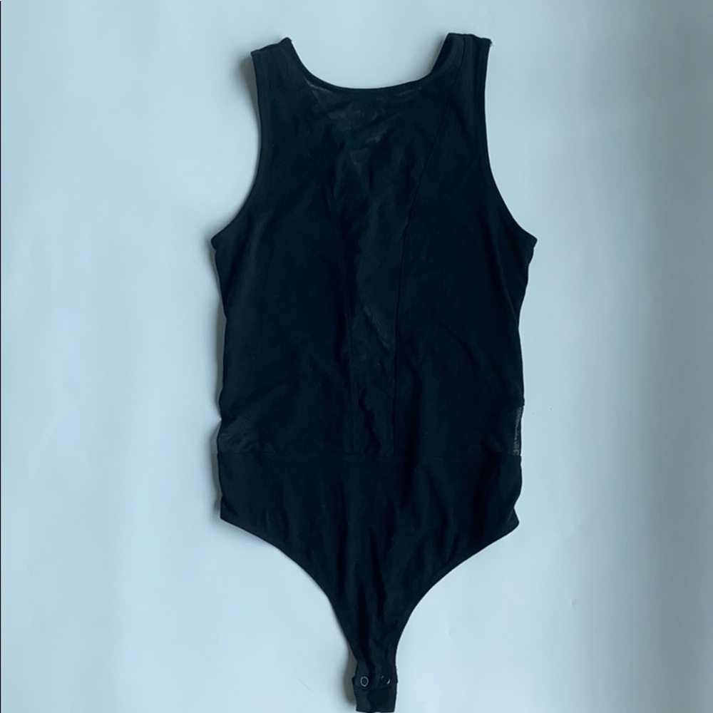 Express bodysuit size small